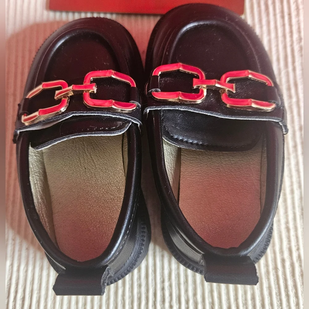 Elegant Black Baby Toddler Loafers with Gold Accent Size 21 US 5.5